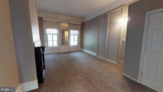 Building Photo - 112 Garden St