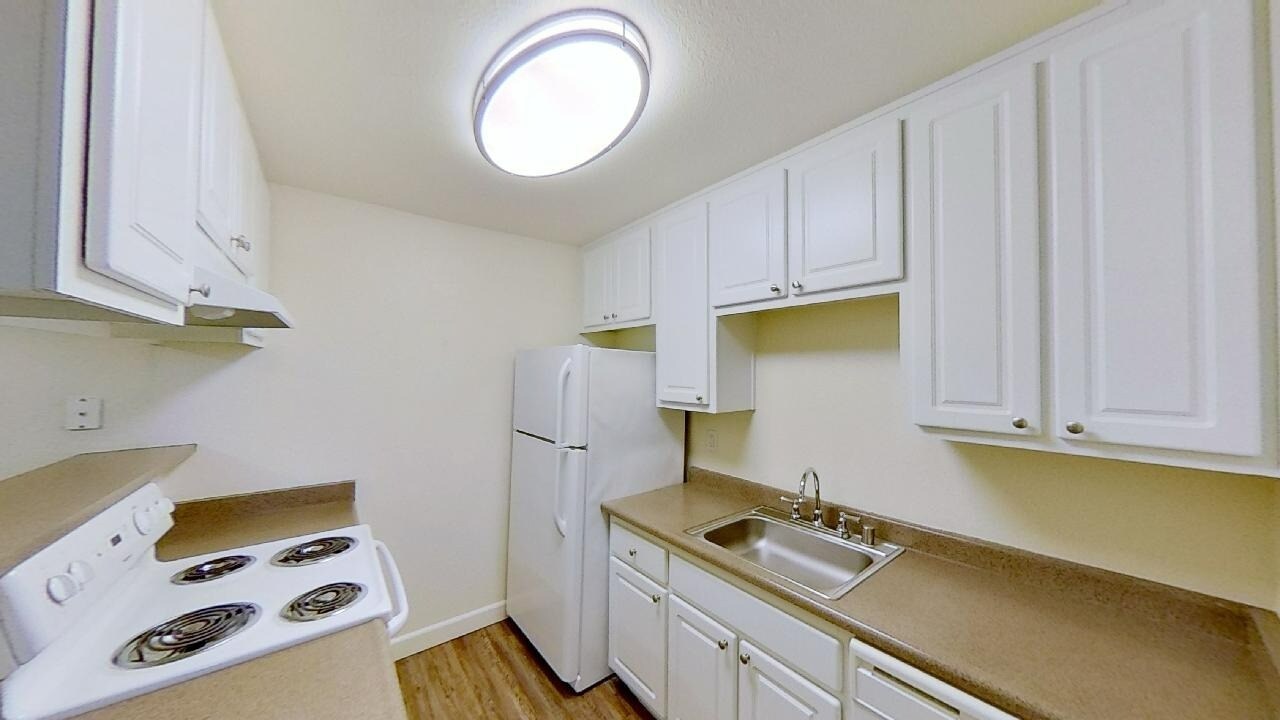 La Salle Apartments 880 Alvarado Ave Davis CA 95616 Apartment Finder