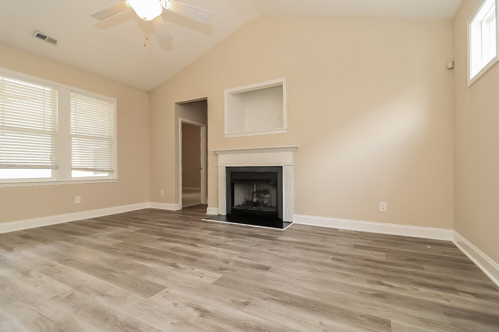Building Photo - 84 Denby Cir