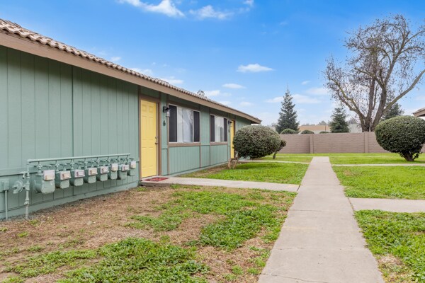 Building Photo - 3112 Denver Ave