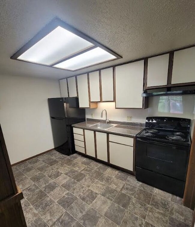 Building Photo - 771 Cedar Gate Ct