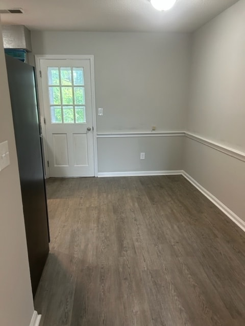 Building Photo - 105 Plaza Oaks Rd