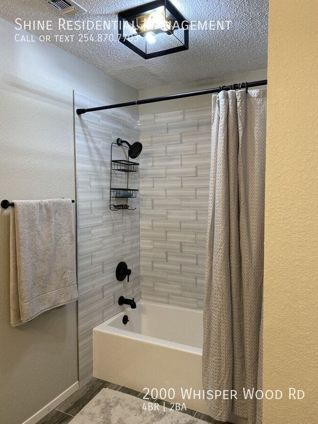 Building Photo - 2000 Whisper Wood Rd