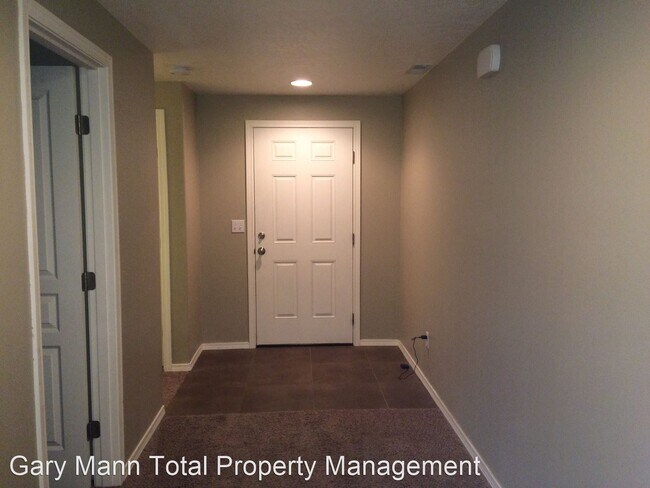 Building Photo - 3 br, 2 bath House - 1615 E Filmore Dr