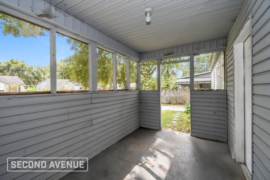 Building Photo - 3013 Imperial St