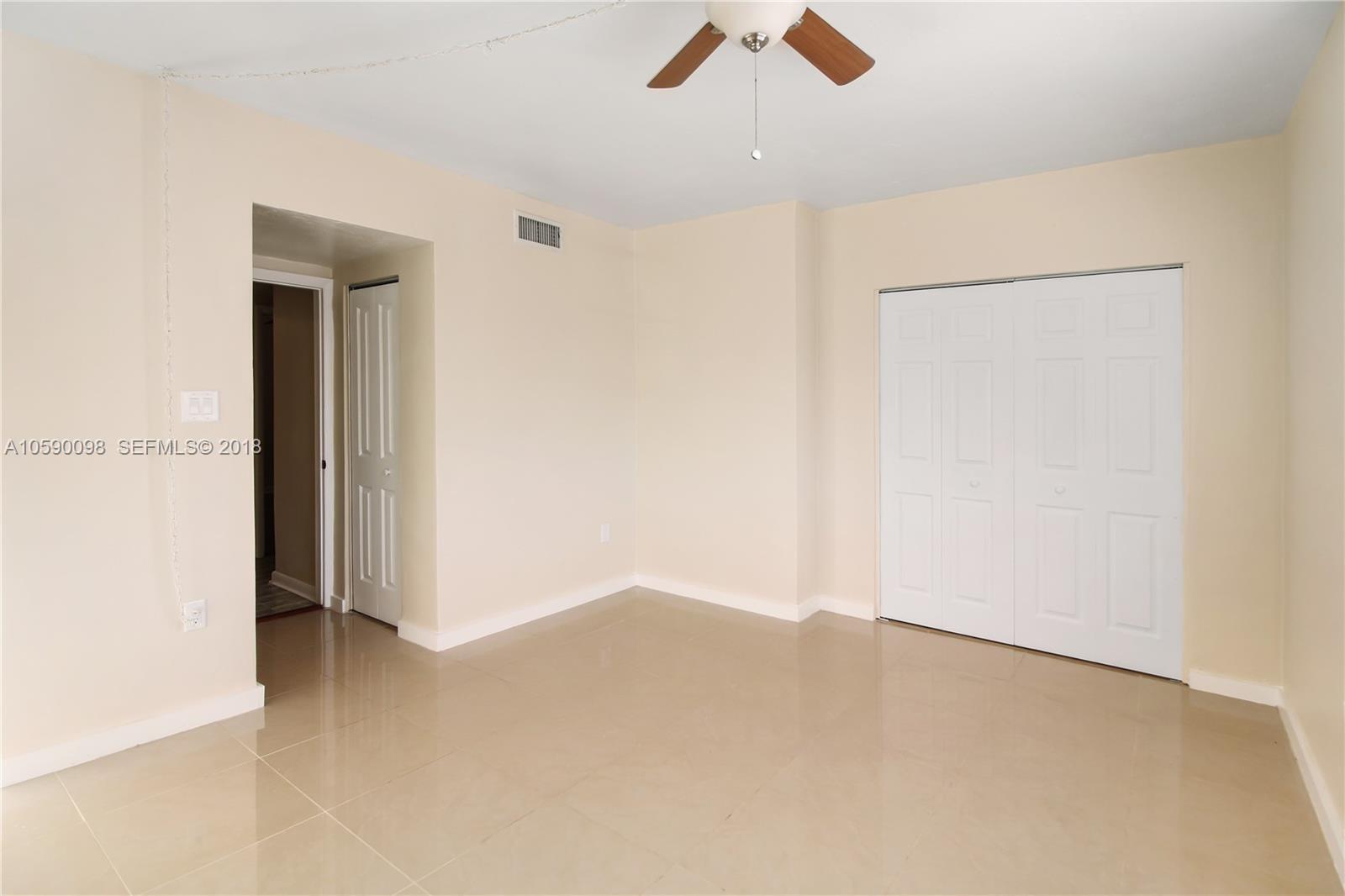 Building Photo - 270 NE 142nd St