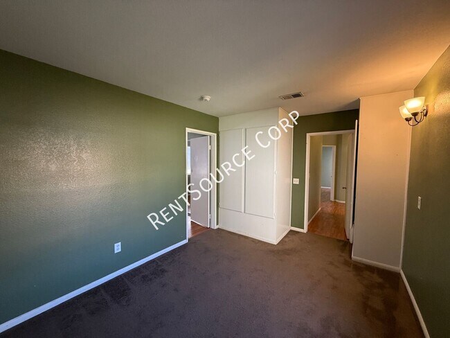 Building Photo - 42803 Fanchon Ave