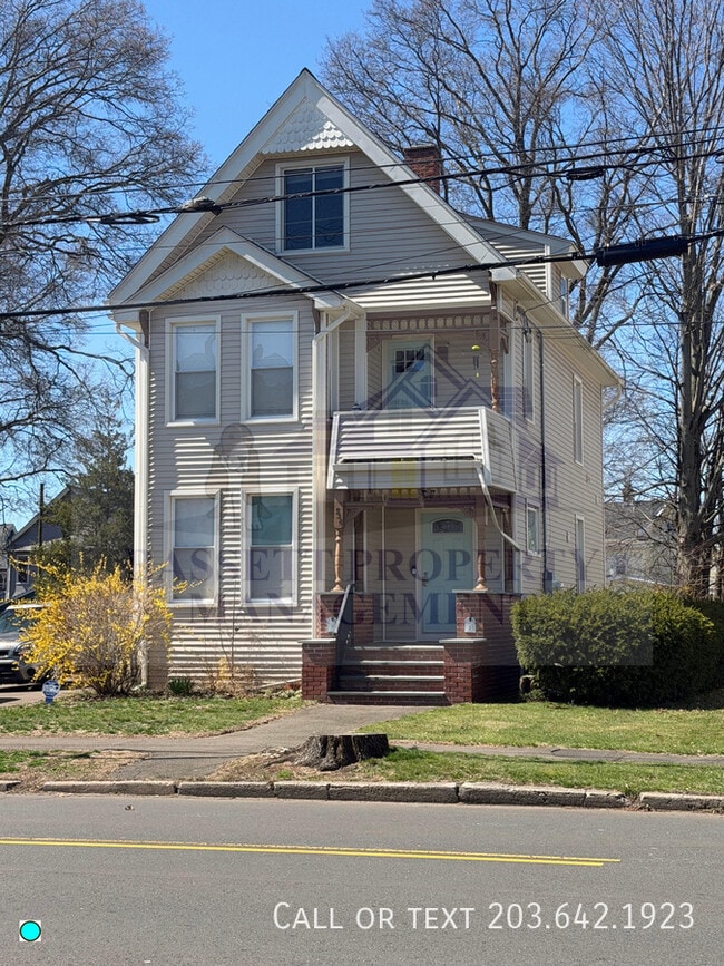 Building Photo - 538 2nd Ave