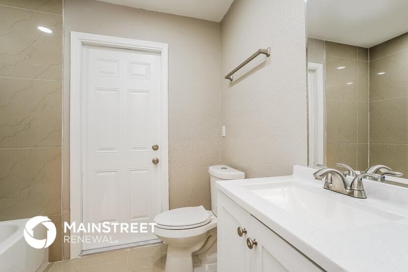 Building Photo - 5551 Benton St