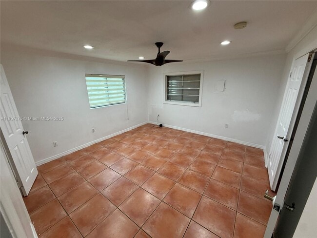 Building Photo - 10865 Gibson Dr