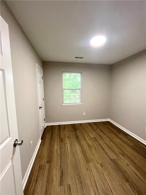 Building Photo - 5843 Summerglen Ln