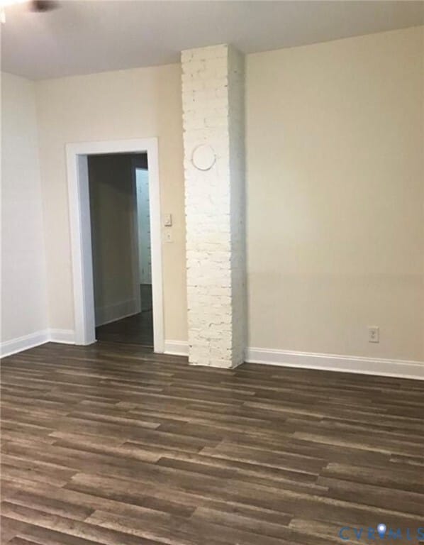 Building Photo - 143 Elm St