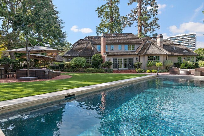 Building Photo - Exquisite English Tudor Estate on Private ...