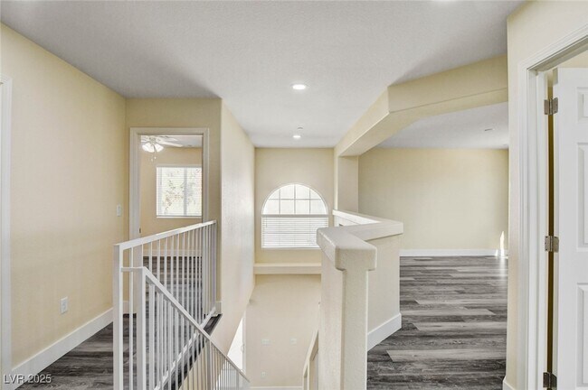 Building Photo - 8824 Cornwall Glen Ave