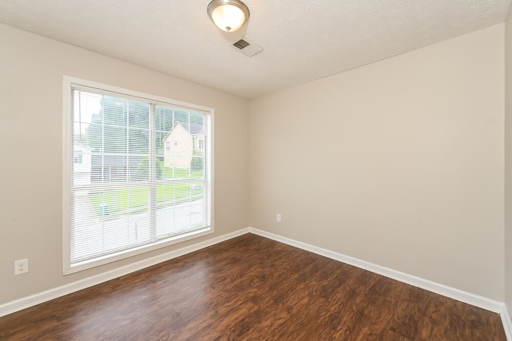 Building Photo - 2526 Riverwood Spg