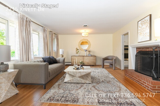 Building Photo - 2715 Kivett Dr