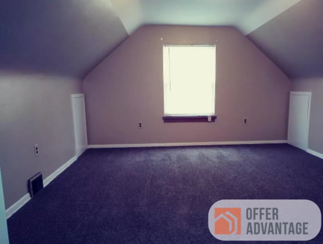 Building Photo - 20730 Nicholas Ave