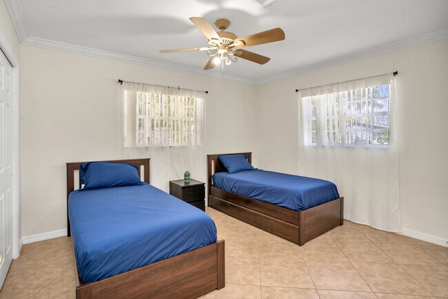 Bedroom 2 - 300 SW 8th St