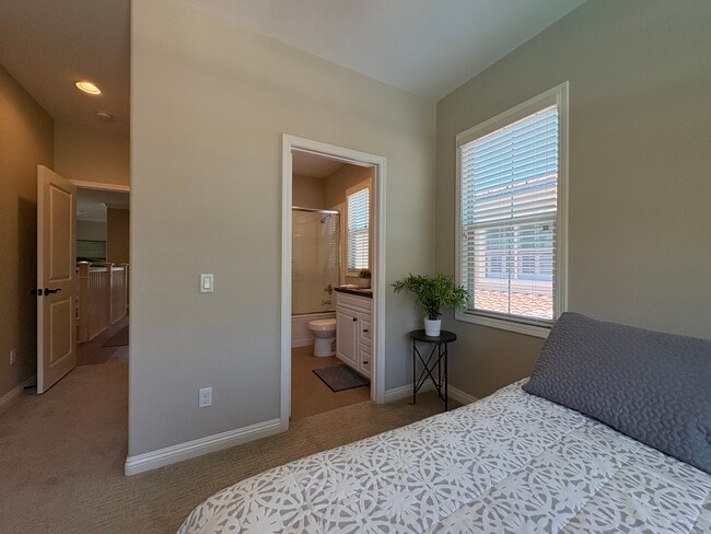 Building Photo - 3646 Buck Ridge Ave