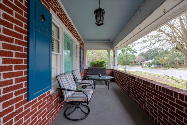 Building Photo - 4301 Avenue O