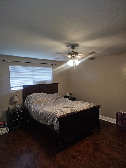 Large master - 67 Madrid Ave