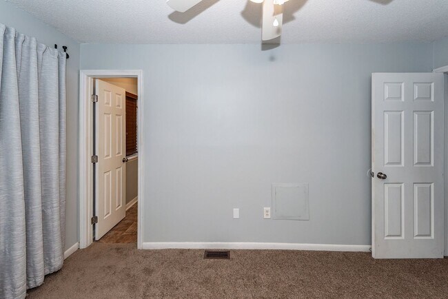 Building Photo - 3 Bedroom 2.5 Bath Condo in Parsonage Point - West Ashley