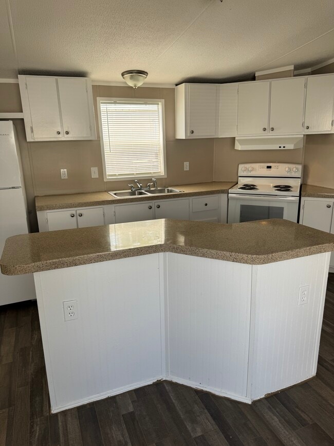 Building Photo - 1618 Nocatee Ave