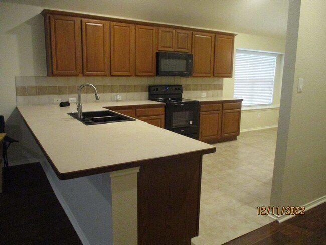 Building Photo - 5144 Waterview Ct