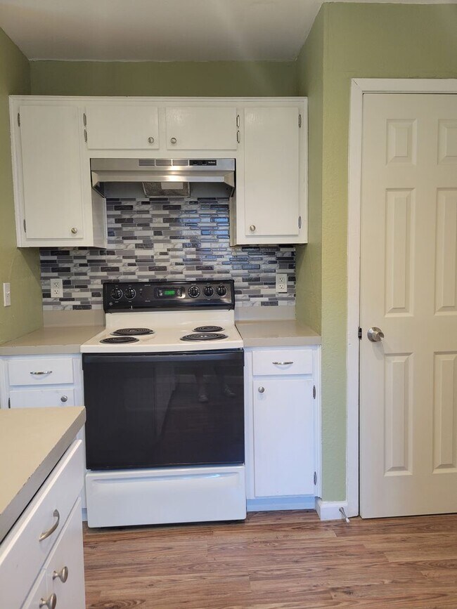 Building Photo - 3BD/2BA Home close to shopping and Ft. Hood in Harker Heights!