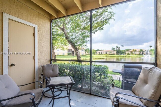 Building Photo - 1245 SW 46th Ave