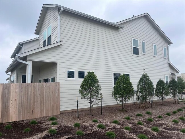 Building Photo - 8519 Sommery Ln