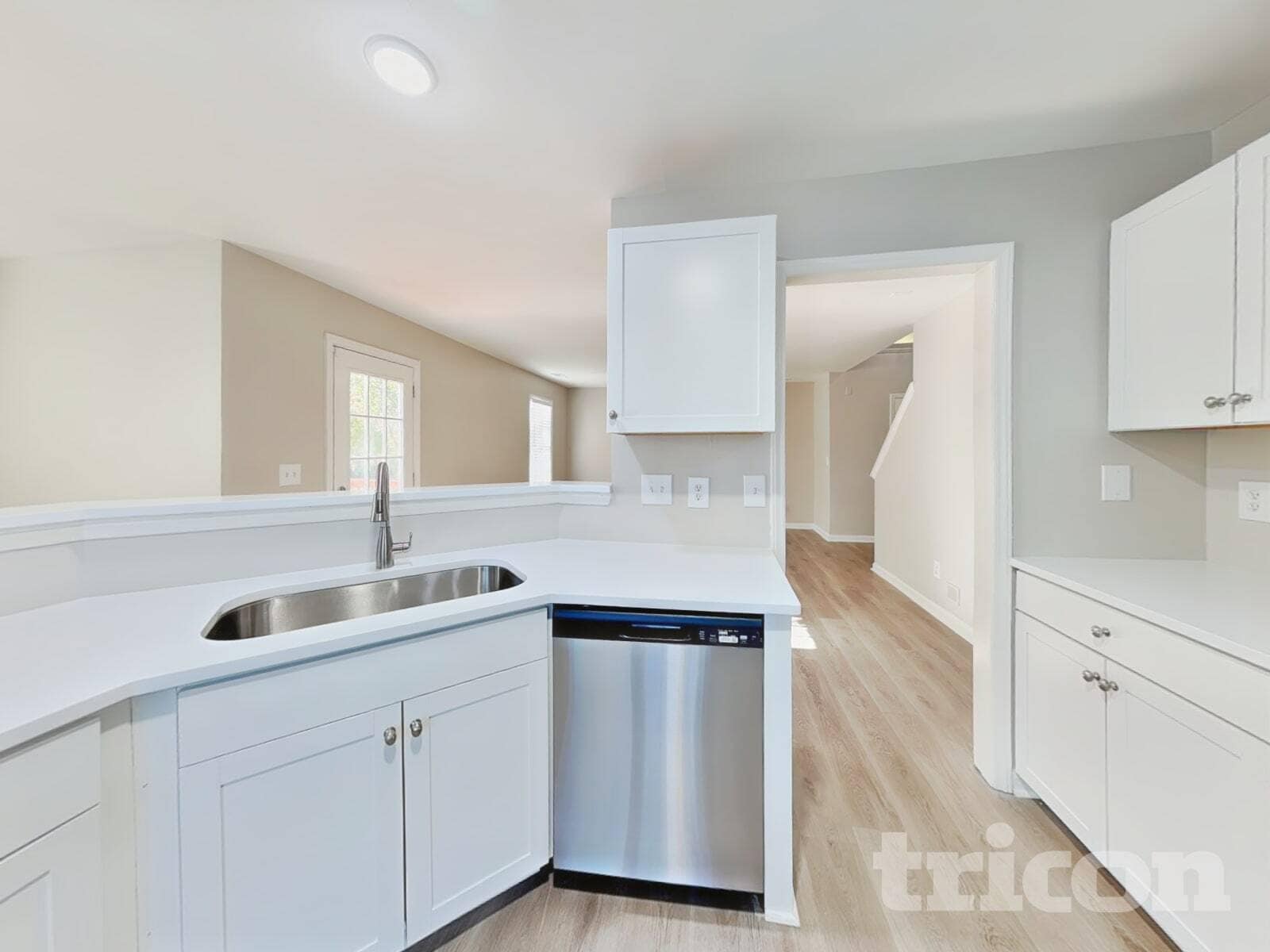 Building Photo - 3929 Grandover Dr