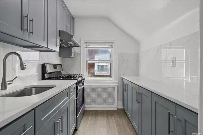 Building Photo - 2502 169th St
