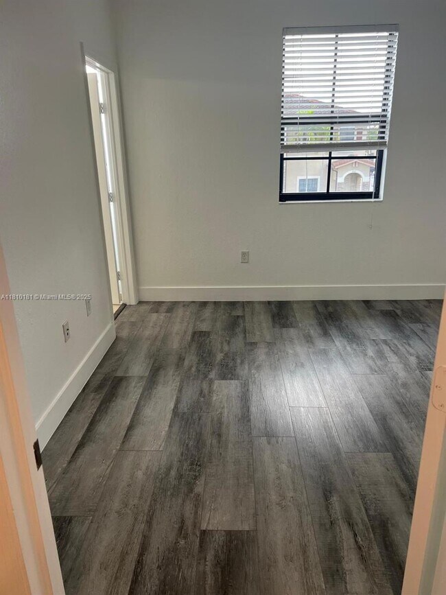 Building Photo - 9212 W 33rd Way
