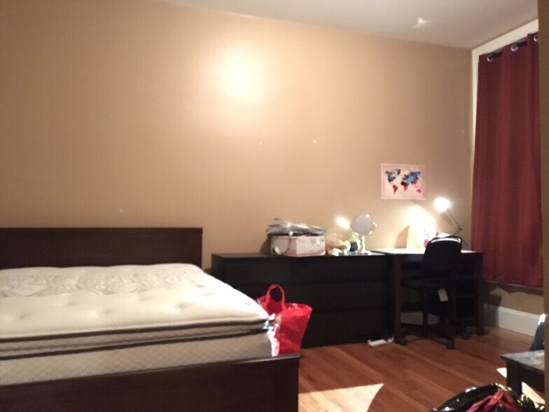 Building Photo - 23 Saint Lukes Rd