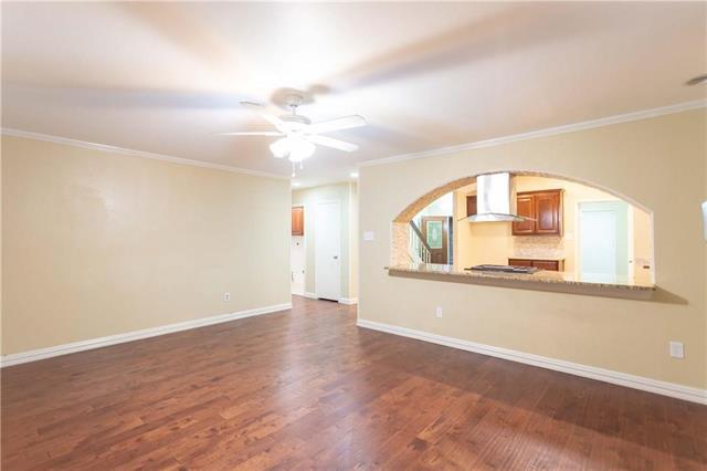 Building Photo - 310 Overland Dr