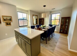 Building Photo - 151 W Brookline St