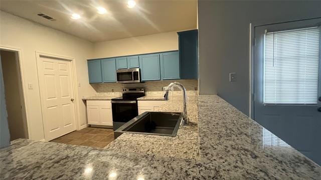 Building Photo - 10330 Waterbury Dr