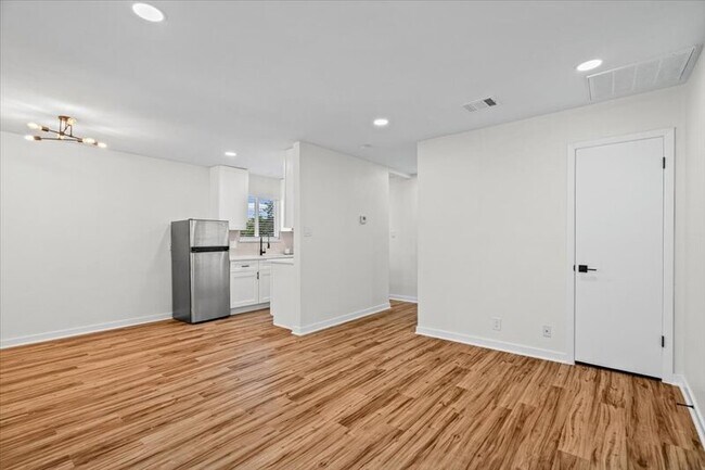 Building Photo - 3436 Willowrun Dr