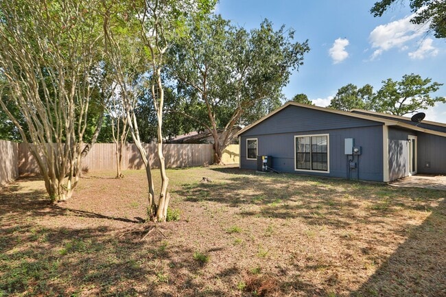 Building Photo - 24218 Jumping Jay Dr