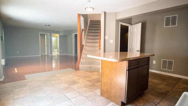 Primary Photo - 4302 Stablemere Ct