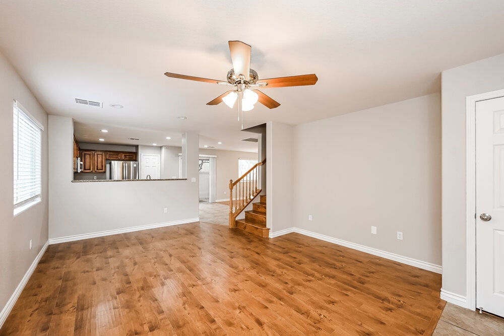 Building Photo - 5714 Old Colony Dr