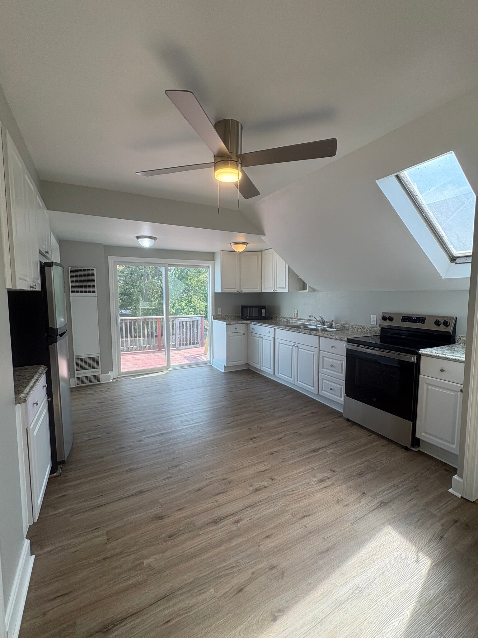 Kitchen - 1392 Gorham St