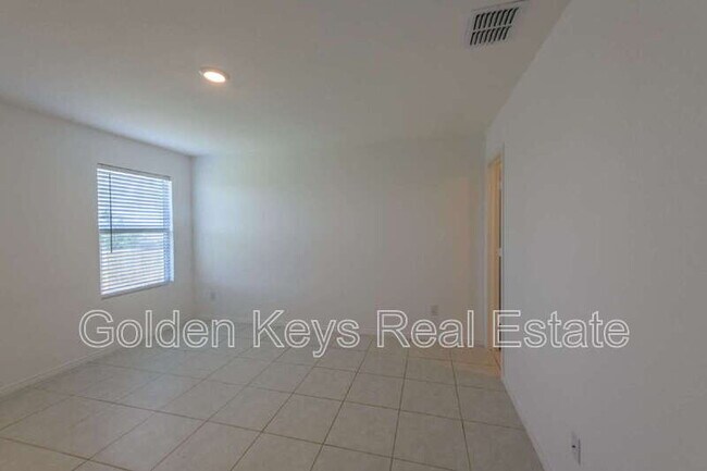 Building Photo - 2629 Turtle Dove Dr