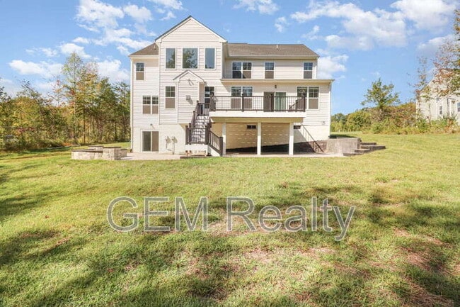 Building Photo - 7806 Shawmont Rd