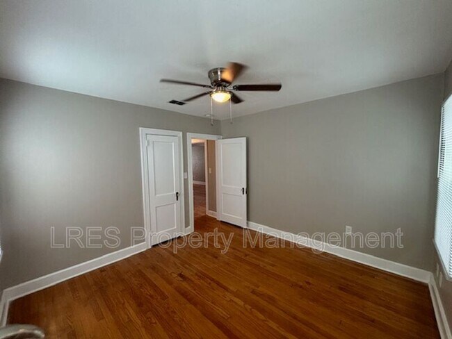 Building Photo - 1523 E Concord St