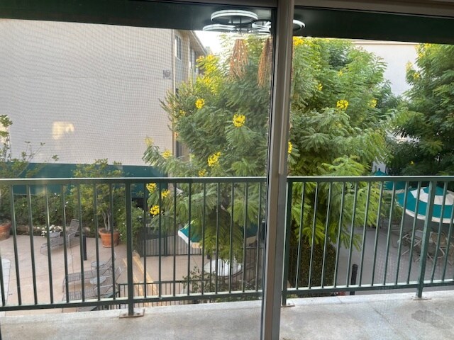 Building Photo - 4501 Cedros Ave