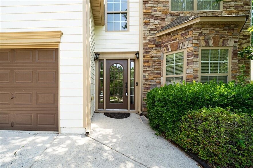 Building Photo - 715 Moonlight Way