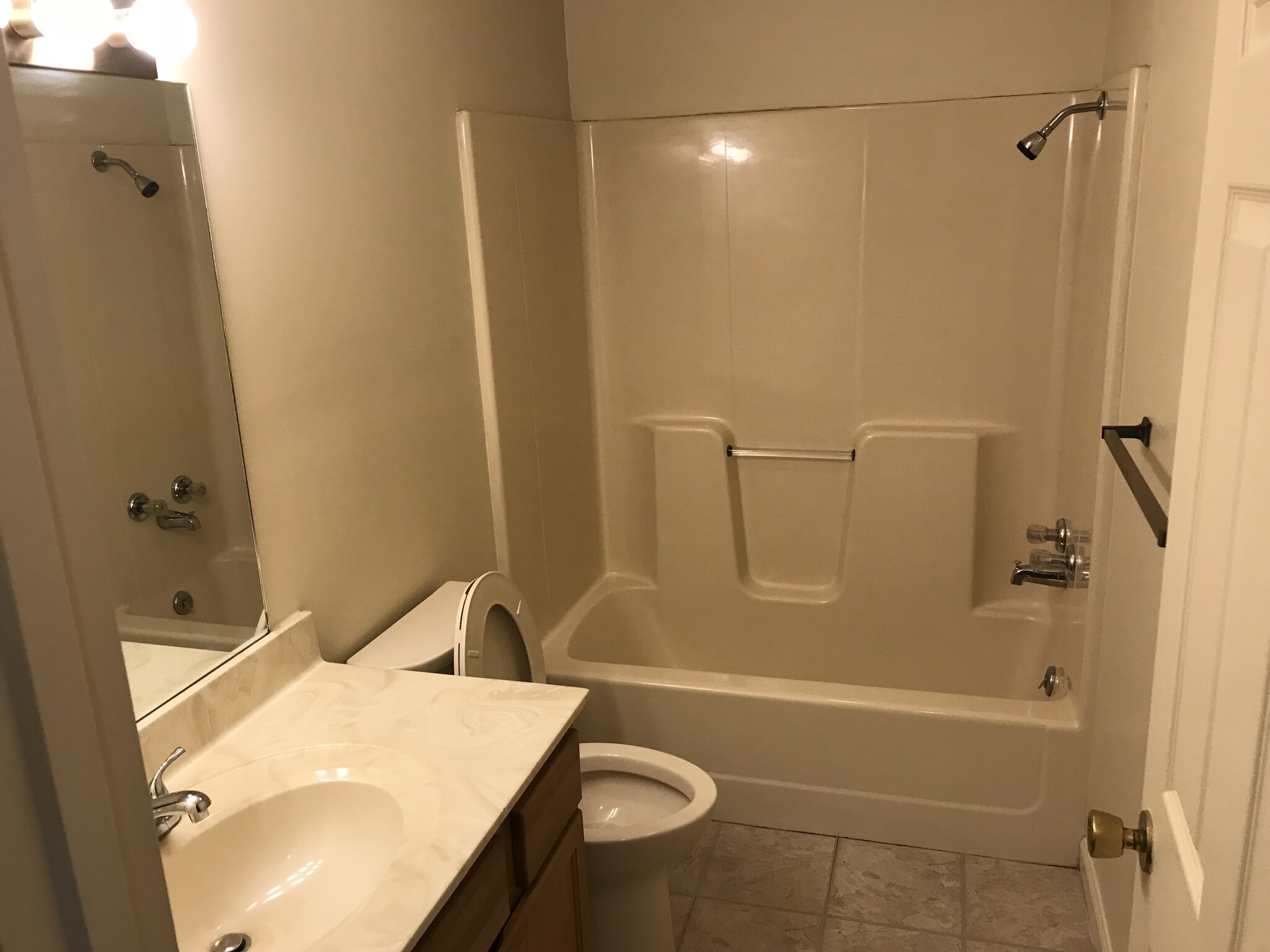 BATH ROOM - 162 Middleground Way
