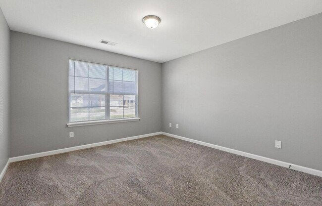 Building Photo - 121 Landry Ln